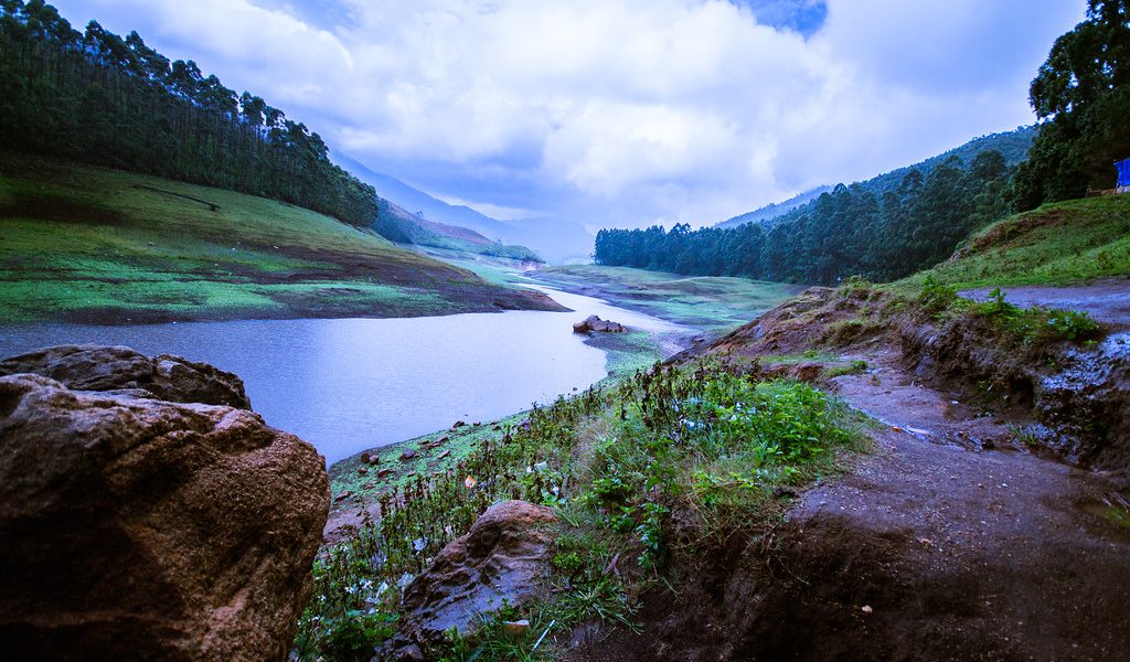 Echo Point in Munnar