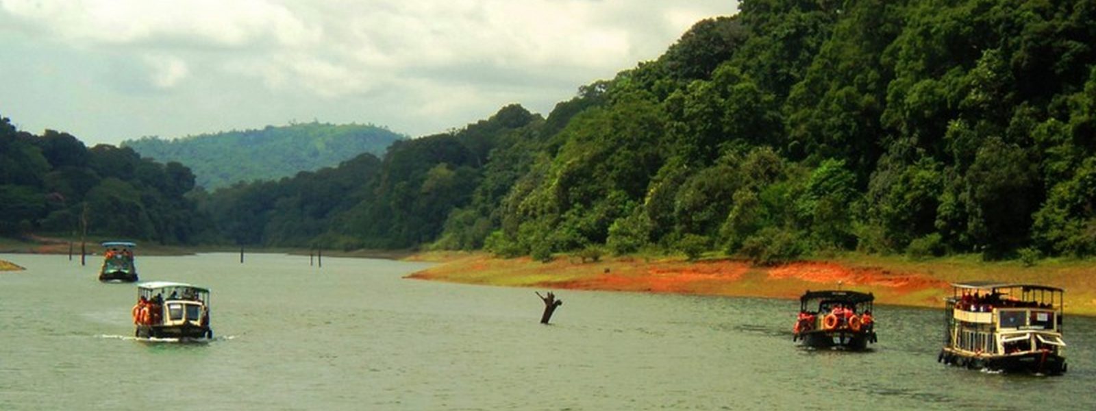 thekkady-boating